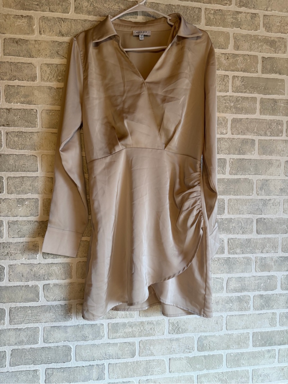 Gilli Cream Satin Dress Size M